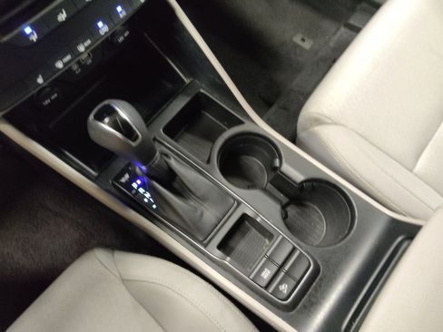 Used 2018 Hyundai Tucson SEL FWD image 26