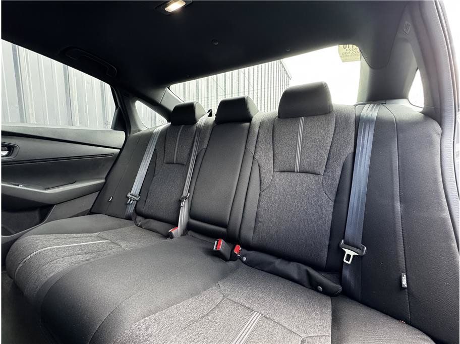 Used 2024 Honda Accord Sport image 5