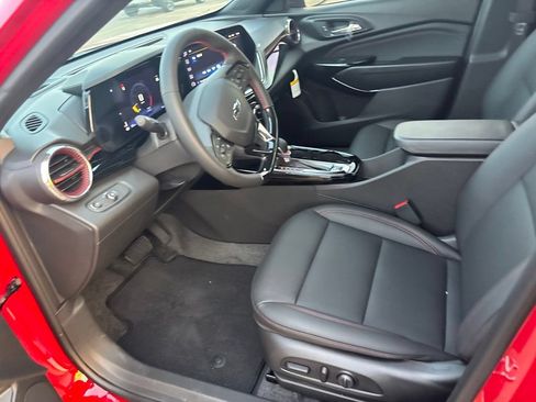 New 2026 Chevrolet Trax RS w/ Driver Confidence Package FWD image 17