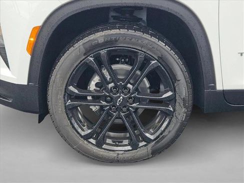 New 2026 Chevrolet Traverse LT image 10