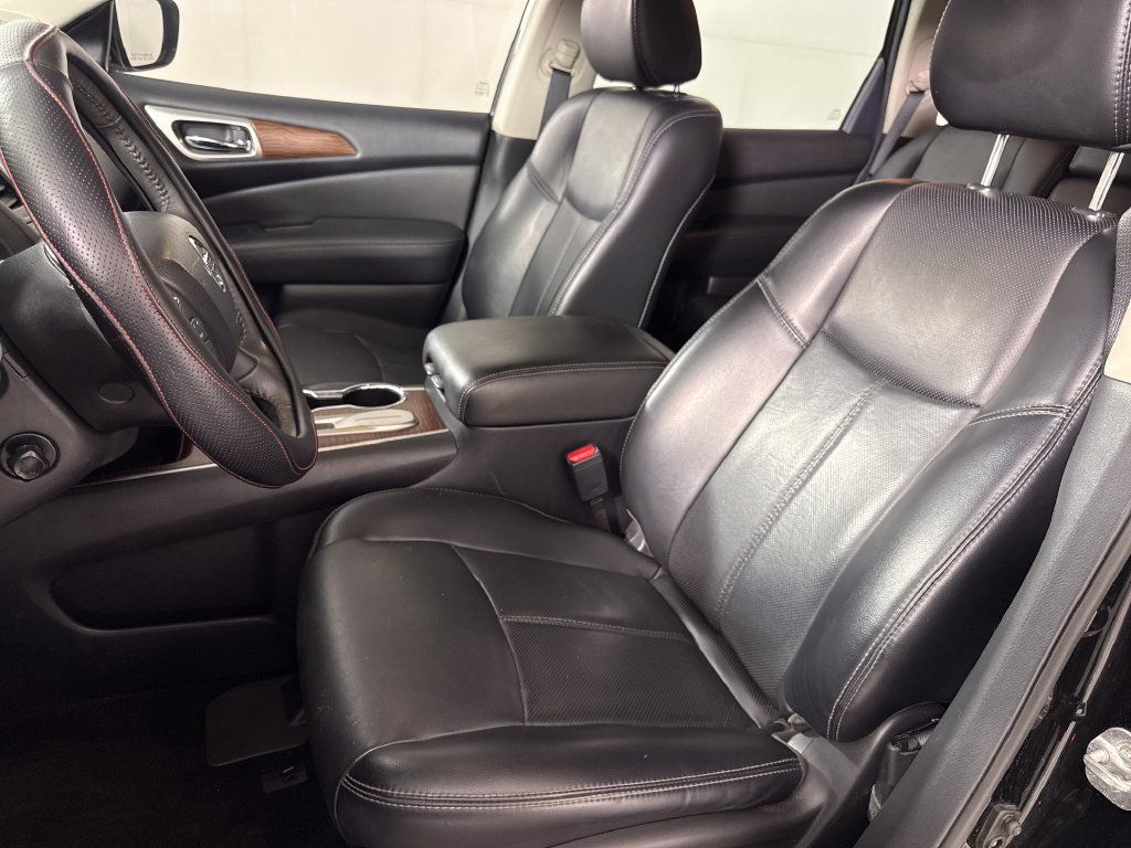 Used 2017 Nissan Pathfinder Platinum FWD image 11