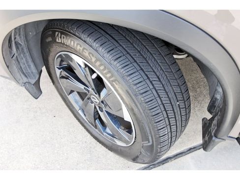 Used 2024 Nissan Rogue SV FWD image 10