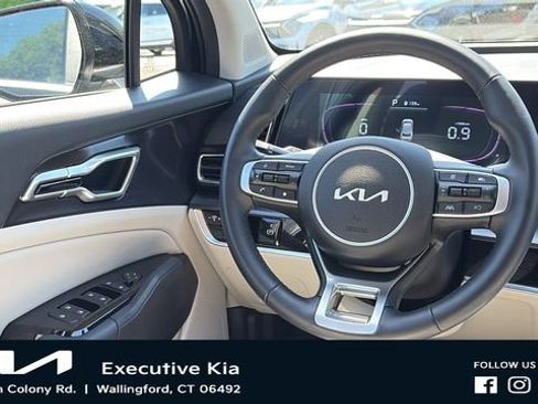 Certified 2025 Kia Sportage EX AWD/4WD image 23