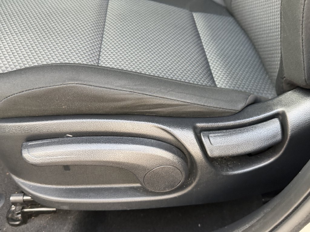 Certified 2022 Kia Soul LX FWD image 22