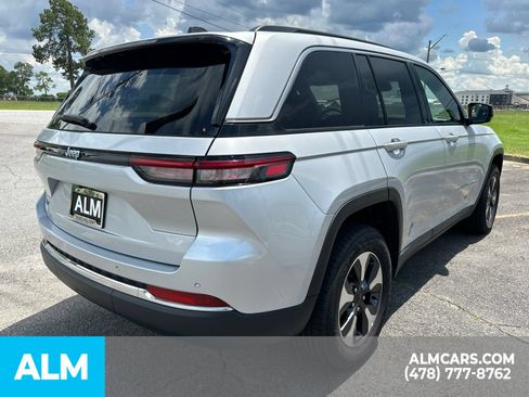 Used 2024 Jeep Grand Cherokee Limited 4xe AWD/4WD image 5