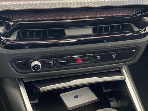 Used 2025 BMW 330i xDrive Sedan w/ M Sport Package image 26