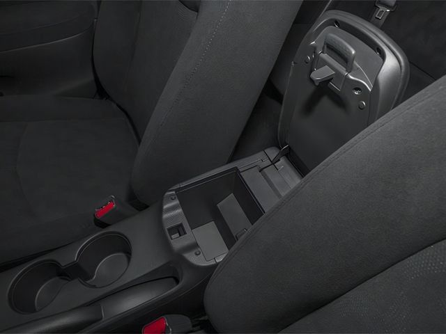 Used 2013 Nissan Sentra SV FWD image 12