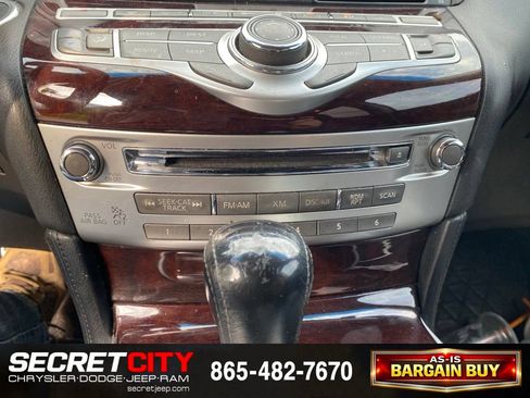 Used 2011 INFINITI M56 w/ Sport Pkg RWD image 17