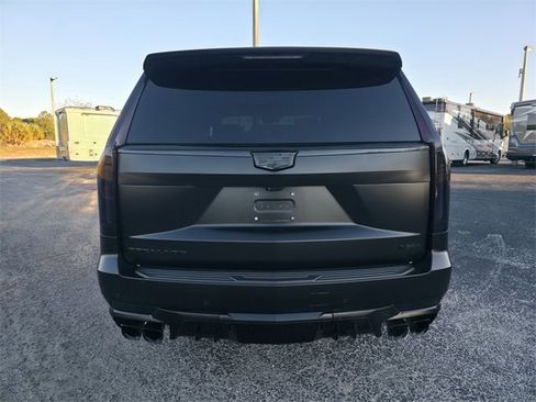 Used 2024 Cadillac Escalade V w/ LPO, ONYX Package image 6