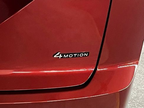 Used 2023 Volkswagen Atlas Cross Sport SE w/ Panoramic Sunroof Package image 36