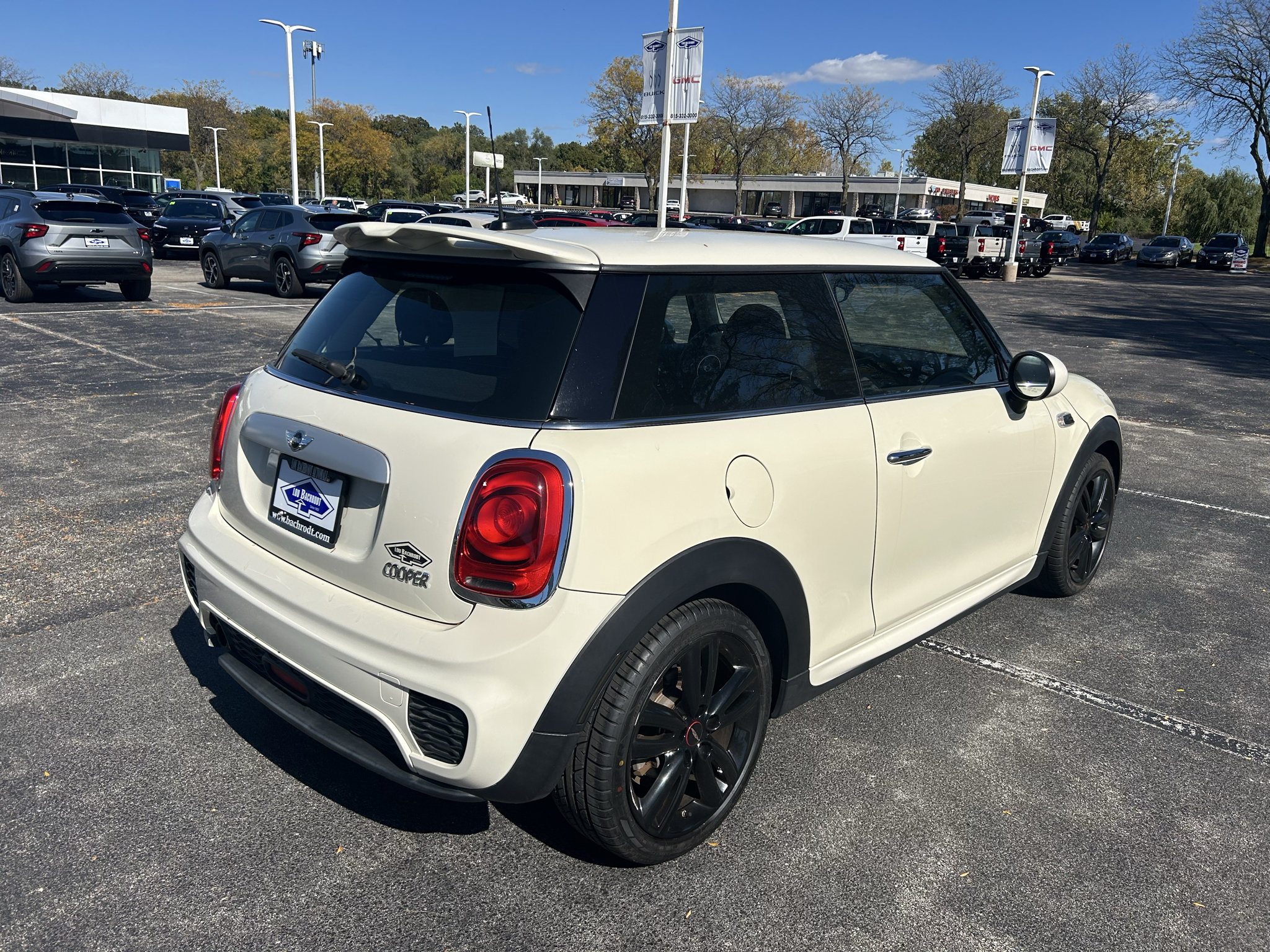 Used 2015 MINI Cooper 2-Door Hardtop FWD image 7