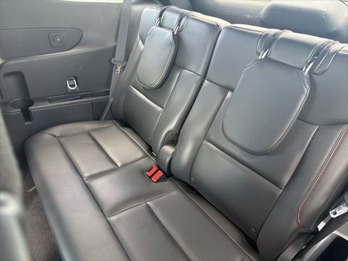 Used 2025 Ford Explorer ST AWD/4WD image 16