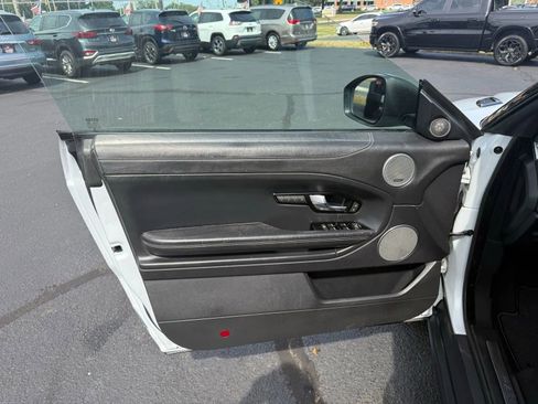 Used 2017 Land Rover Range Rover Evoque HSE Dynamic image 17