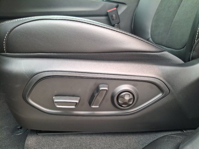 New 2026 Jeep Grand Cherokee Altitude AWD/4WD image 12