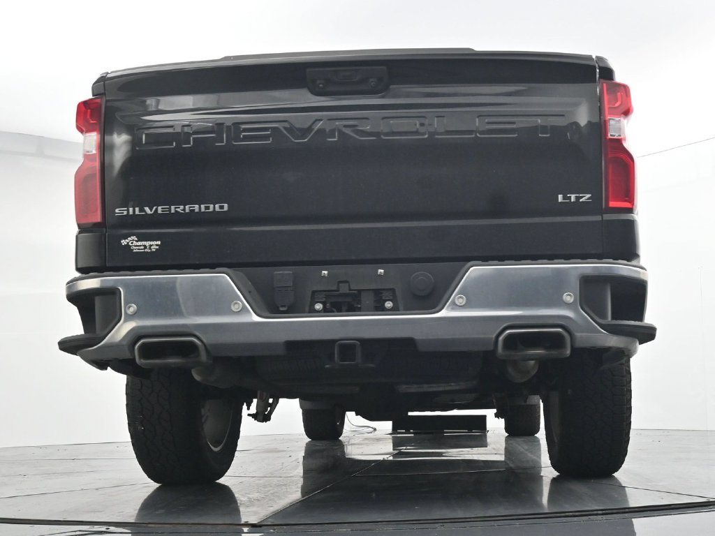 Used 2023 Chevrolet Silverado 1500 LTZ AWD/4WD image 21