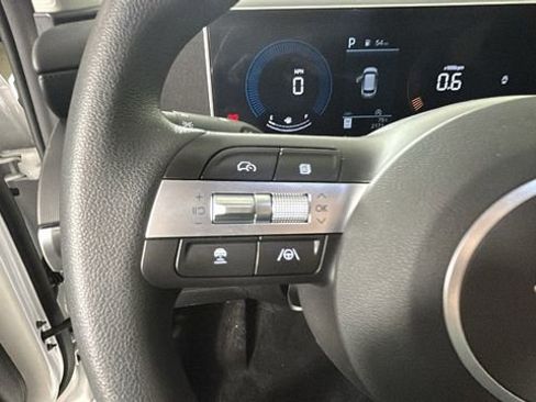 Used 2026 Hyundai Tucson SE AWD/4WD image 16