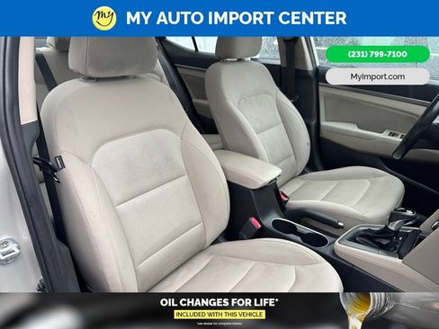 Used 2017 Hyundai Elantra Value Edition w/ Cargo Package FWD image 23