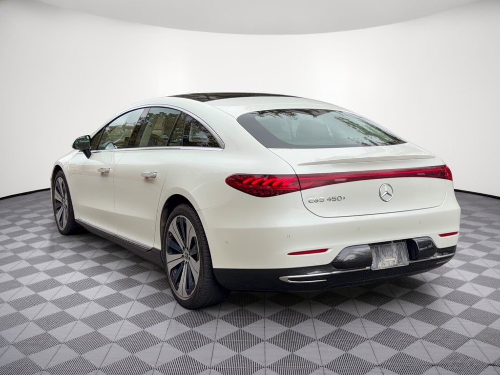 Used 2022 Mercedes-Benz EQS 450+ Sedan image 3