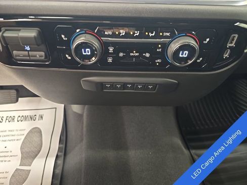 Used 2024 Chevrolet Silverado 3500 LT w/ Convenience Package AWD/4WD image 19