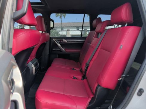 Certified 2022 Lexus GX 460 Premium w/ Premium Package image 23