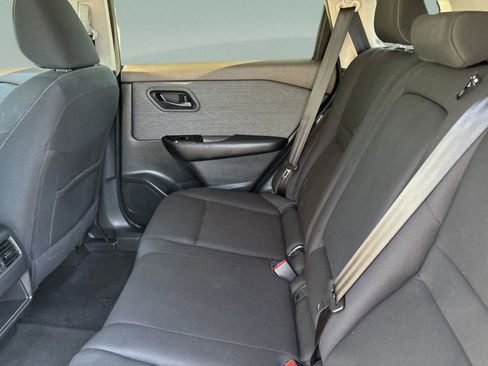 Used 2023 Nissan Rogue S FWD image 18