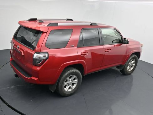 Used 2024 Toyota 4Runner SR5 AWD/4WD image 16