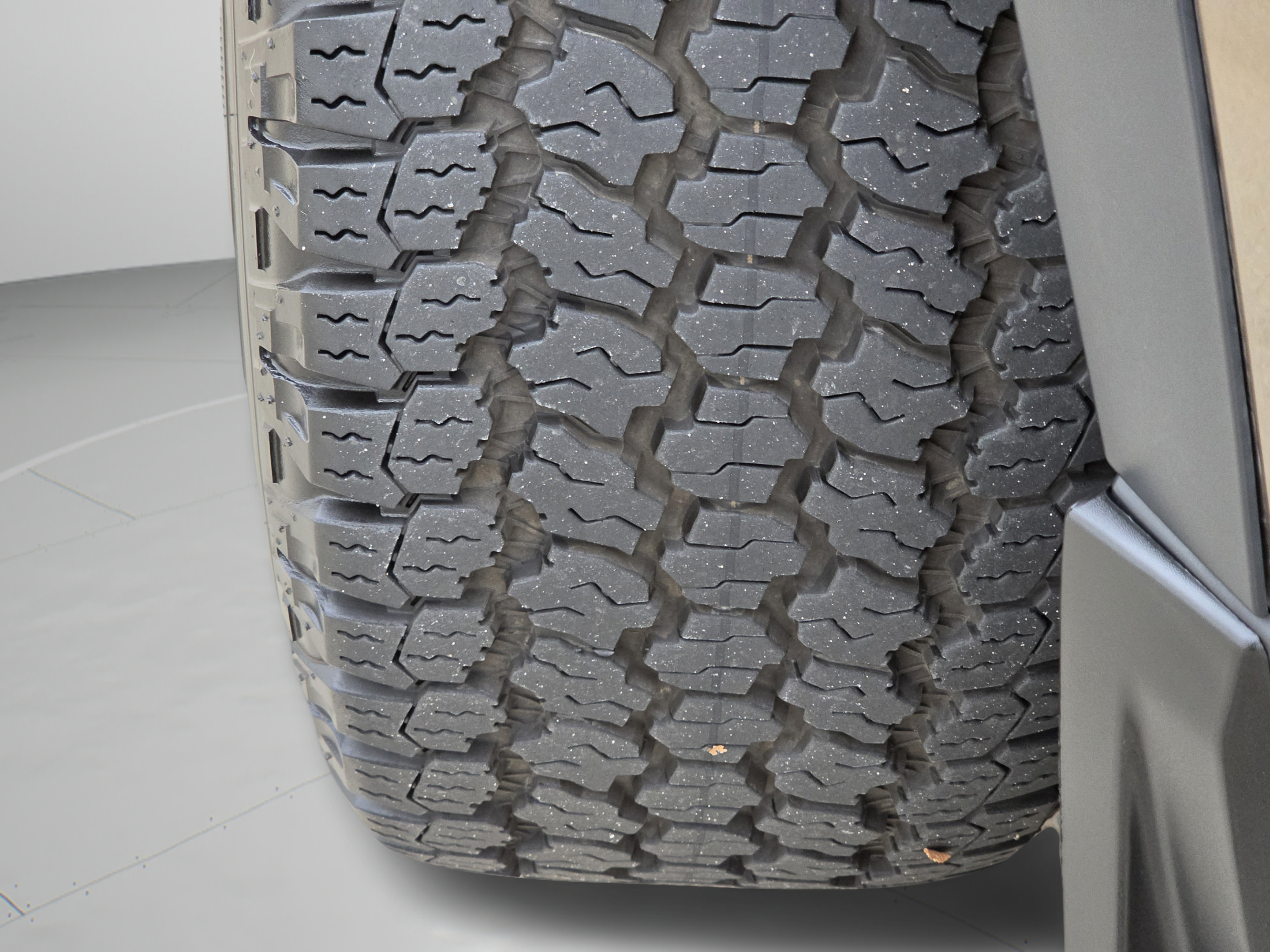 Certified 2024 Land Rover Defender 110 S AWD/4WD image 34