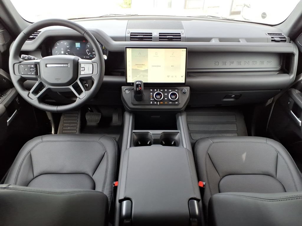 New 2026 Land Rover Defender 110 S AWD/4WD image 9