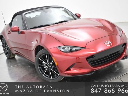 Used 2024 MAZDA MX-5 Miata Grand Touring image 2