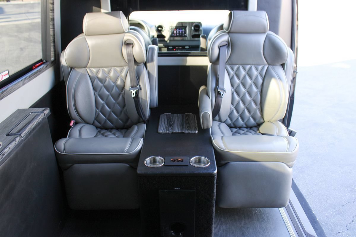 Used 2019 Mercedes-Benz Sprinter 170 image 11