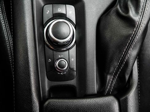 Used 2024 MAZDA MX-5 Miata RF Grand Touring image 19