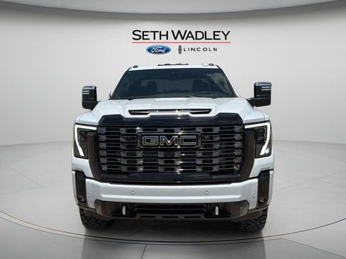 Used 2026 GMC Sierra 3500 Denali Ultimate AWD/4WD image 2
