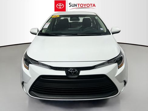 Used 2026 Toyota Corolla LE FWD image 10