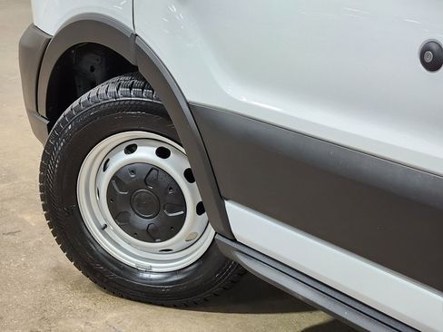 Used 2024 Ford Transit 350 XL image 24