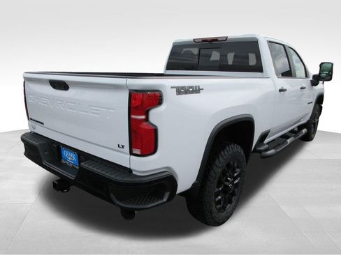 New 2026 Chevrolet Silverado 3500 LT image 5