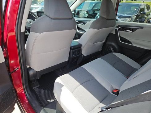 Used 2022 Toyota RAV4 XLE w/ Convenience Package AWD/4WD image 11