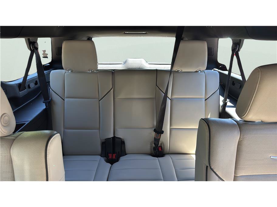 Used 2021 Cadillac Escalade ESV Sport w/ Driver Assist Tech Package AWD/4WD image 13