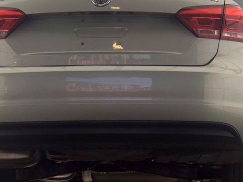 Used 2013 Volkswagen Passat 2.5 SE FWD image 7