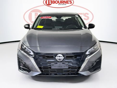 Used 2025 Nissan Altima 2.5 S FWD image 3