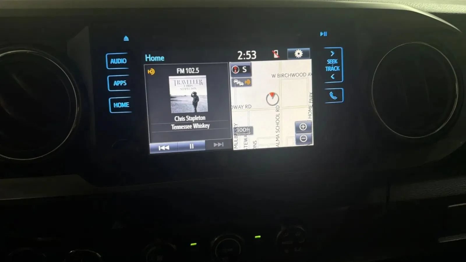 Used 2019 Toyota Tacoma TRD Off-Road w/ Technology Package AWD/4WD image 13