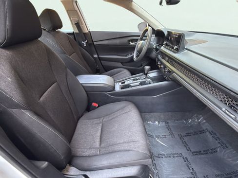 Used 2023 Honda Accord LX image 24
