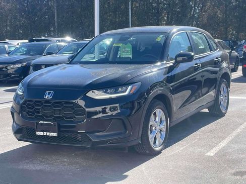 Certified 2024 Honda HR-V LX image 3