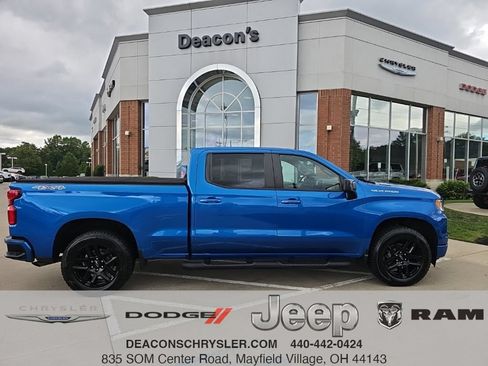 Used 2023 Chevrolet Silverado 1500 RST w/ Convenience Package II AWD/4WD image 1