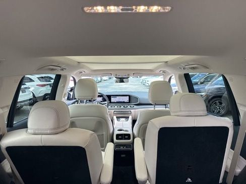 New 2026 Mercedes-Benz GLS 450 4MATIC image 29