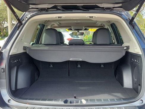Used 2023 Subaru Forester Touring image 11