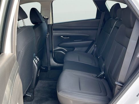 Used 2025 Hyundai Tucson SEL FWD image 14