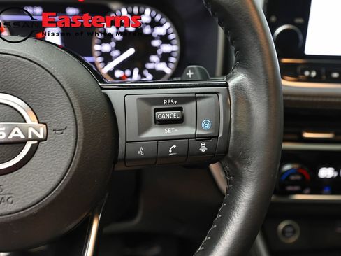 Used 2023 Nissan Rogue SL w/ SL Premium Package AWD/4WD image 16