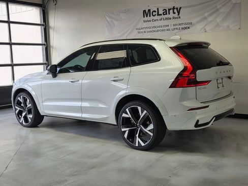 New 2026 Volvo XC60 B5 Ultra w/ Protection Package Premier image 3