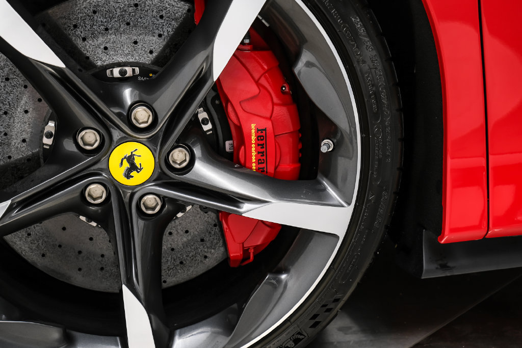 Used 2023 Ferrari SF90 Stradale AWD/4WD image 53