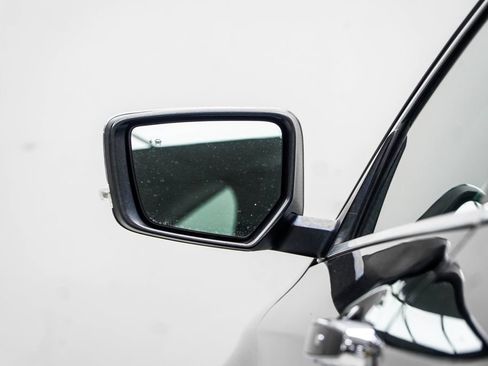 Used 2017 Chevrolet Impala Premier FWD image 14